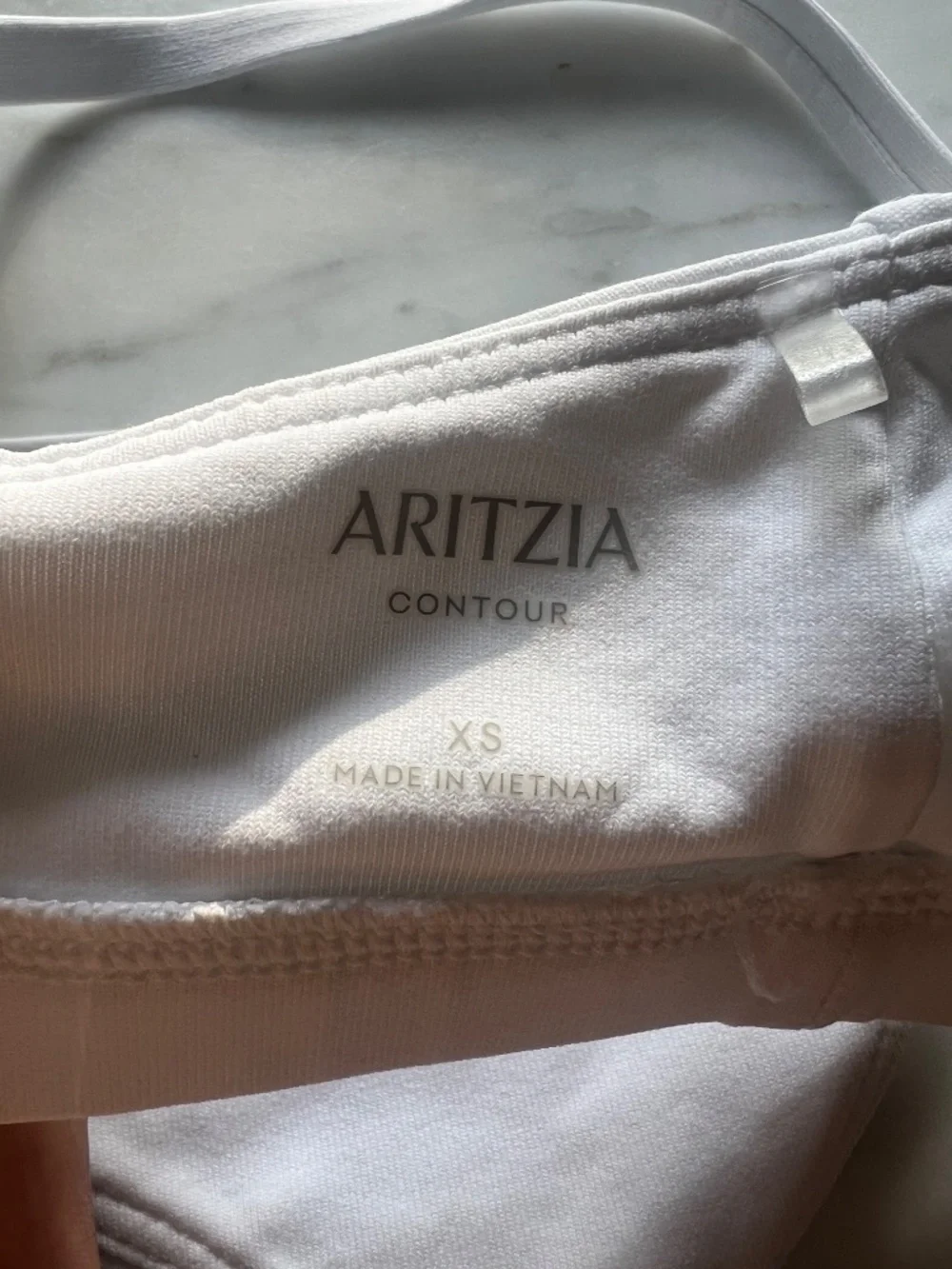 Aritzia contour bra white